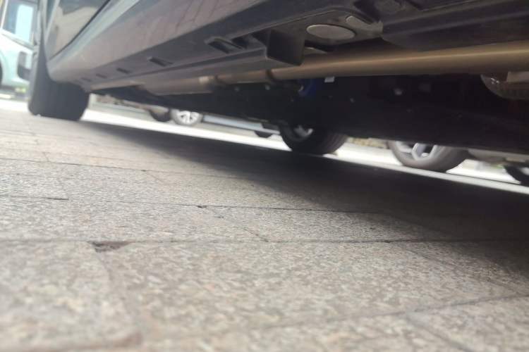 Used Geely Galaxy 8 2025 130km EM-i Flagship Edition Chassis Rear Left