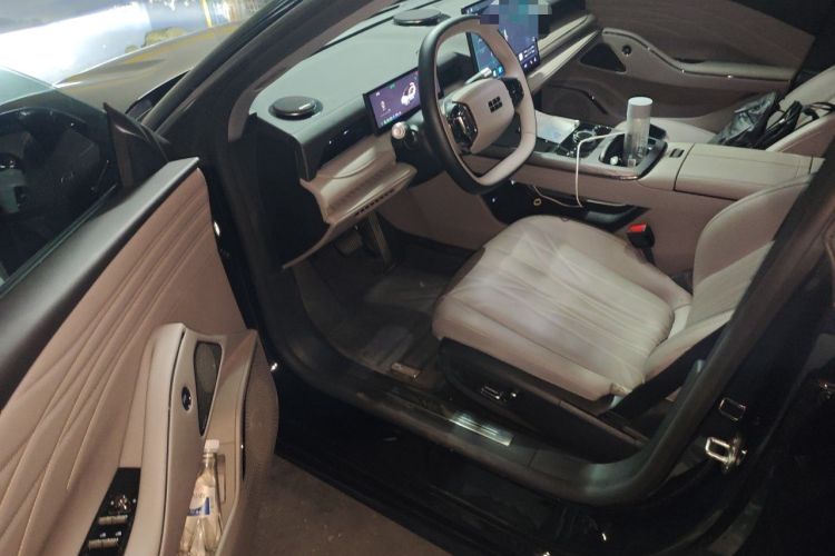 Used Geely Galaxy 8 2025 130km EM-i Deluxe Edition Driver Seat
