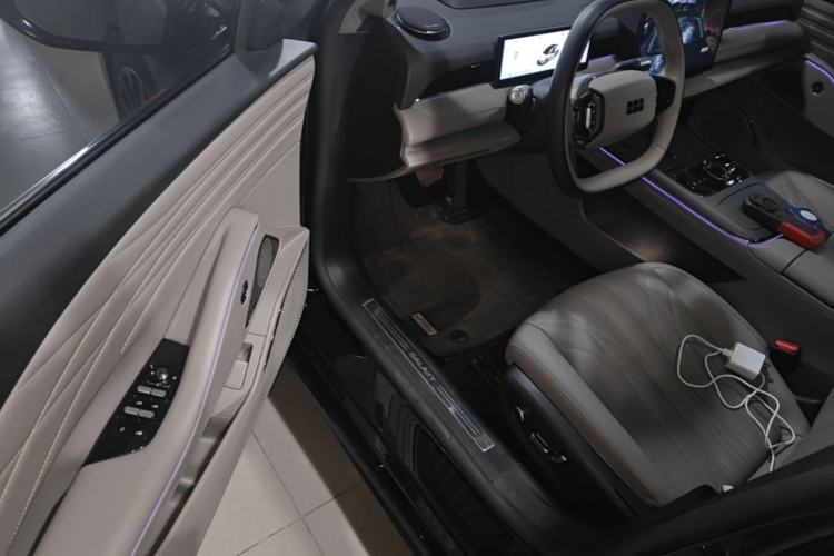 Used Geely Galaxy 8 2025 130km EM-P Starship Edition Driver Seat