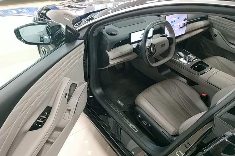 Used Geely Galaxy 8 2025 130km EM-P Starship Edition Driver Seat