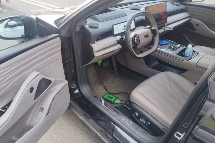 Used Geely Galaxy 8 2025 130km EM-P Starship Edition Driver Seat