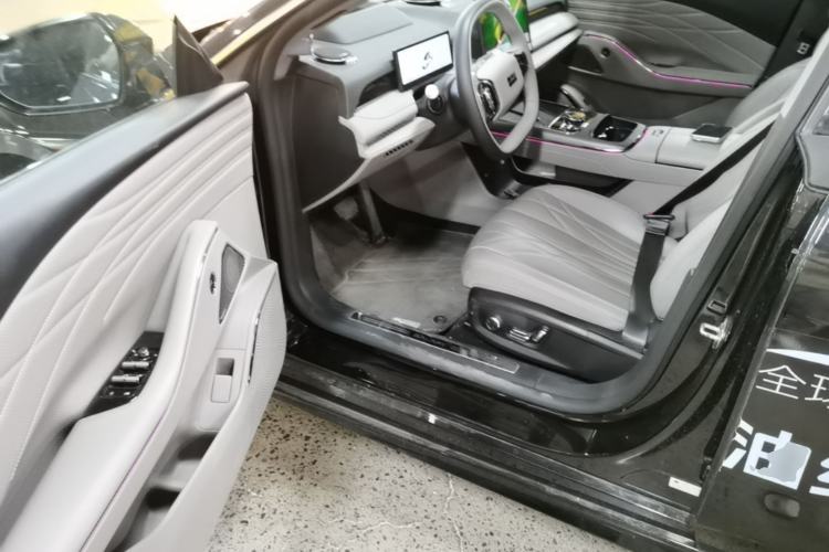 Used Geely Galaxy 8 2025 130km EM-P Starship Edition Driver Seat