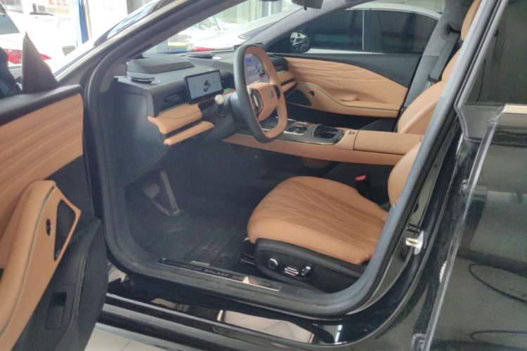 Used Geely Galaxy 8 2025 130km EM-P Starship Edition Driver Seat