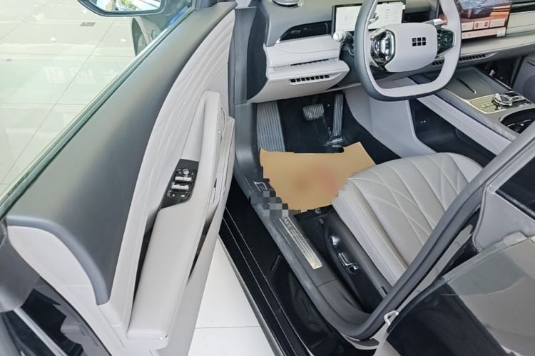 Used Geely Galaxy 8 2025 130km EM-P Starship Edition Driver Seat