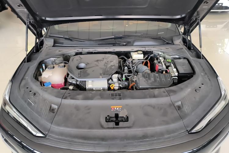 Used Geely Galaxy 8 2025 130km EM-P Starship Edition Engine Bay