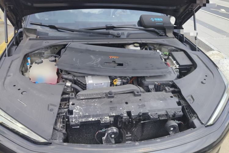 Used Geely Galaxy 8 2025 130km EM-P Starship Edition Engine Bay