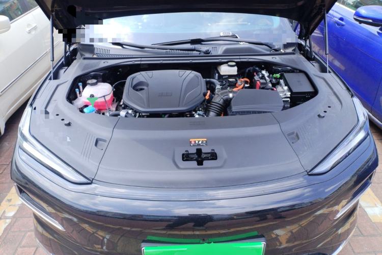 Used Geely Galaxy 8 2025 130km EM-i Deluxe Edition Engine Bay