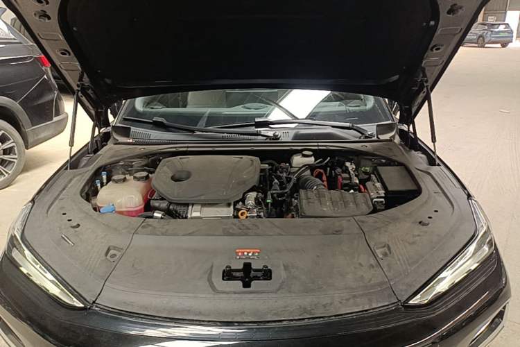 Used Geely Galaxy 8 2025 130km EM-P Starship Edition Engine Bay