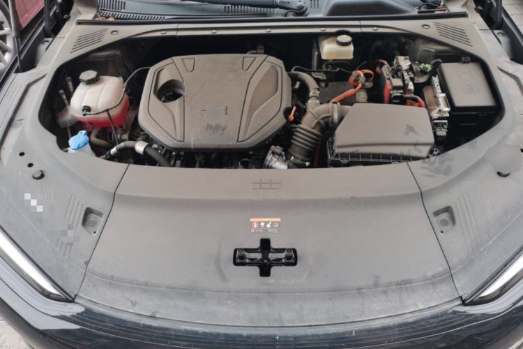 Used Geely Galaxy 8 2025 130km EM-i Deluxe Edition Engine Bay