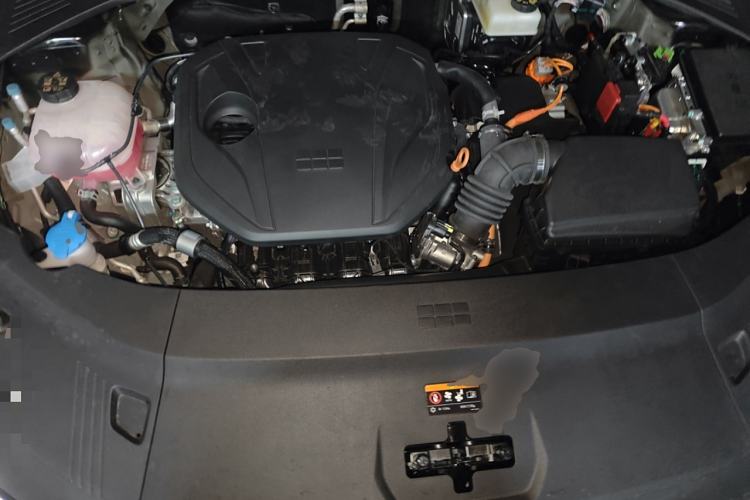 Used Geely Galaxy 8 2025 130km EM-i Deluxe Edition Engine Bay