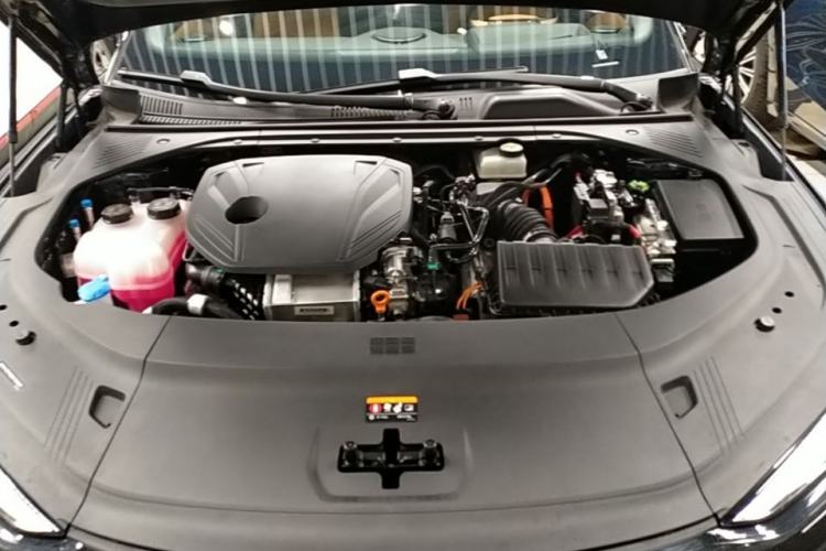 Used Geely Galaxy 8 2025 130km EM-P Starship Edition Engine Bay