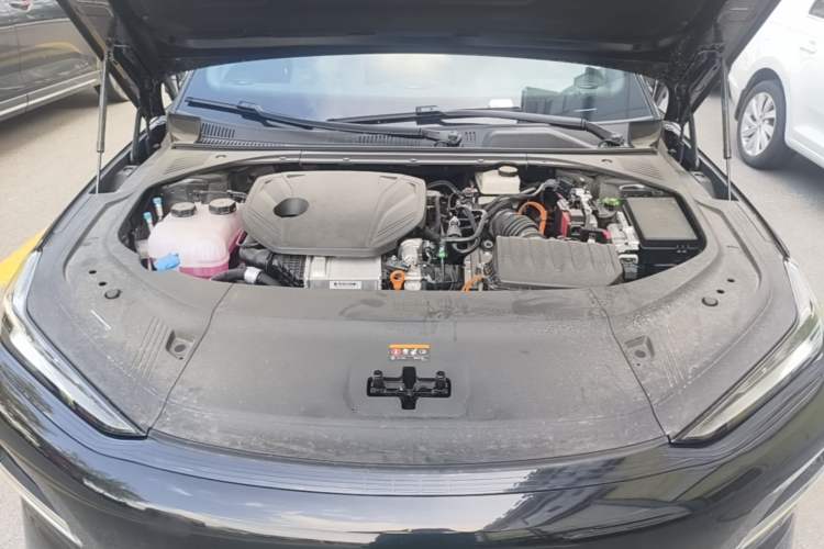 Used Geely Galaxy 8 2025 130km EM-P Starship Edition Engine Bay