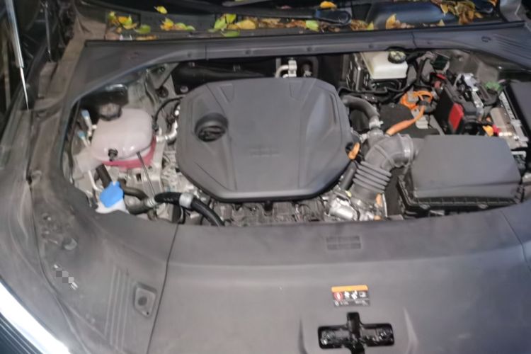 Used Geely Galaxy 8 2025 130km EM-i Deluxe Edition Engine Bay Right