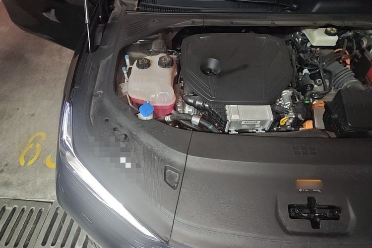Used Geely Galaxy 8 2025 130km EM-P Starship Edition Engine Bay Right