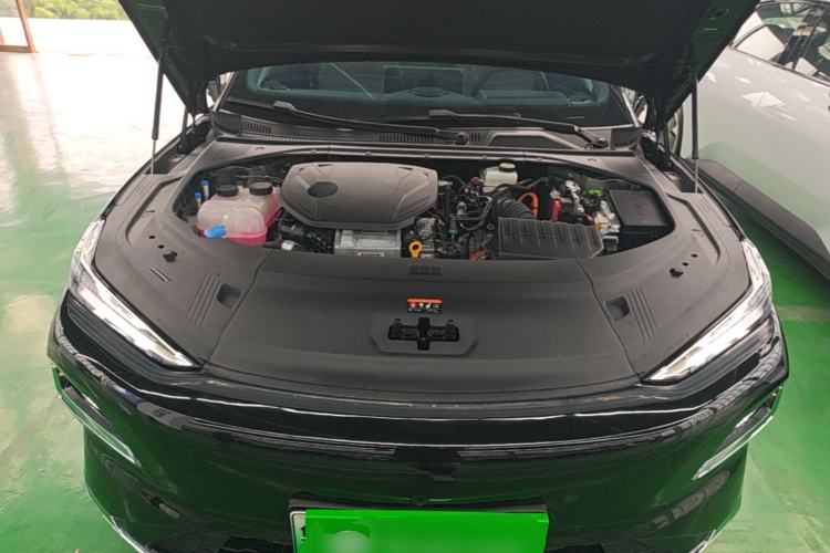 Used Geely Galaxy 8 2025 130km EM-P Starship Edition Engine Bay