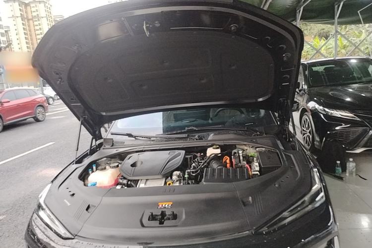 Used Geely Galaxy 8 2025 130km EM-P Starship Edition Engine Bay