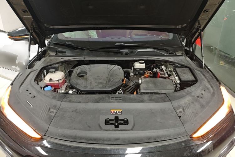 Used Geely Galaxy 8 2025 130km EM-i Flagship Edition Engine Bay