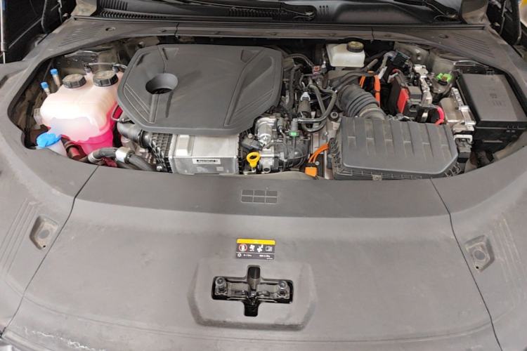 Used Geely Galaxy 8 2025 130km EM-P Starship Edition Engine Bay