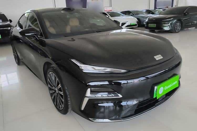 Used Geely Galaxy 8 2025 130km EM-P Starship Edition Exterior 1