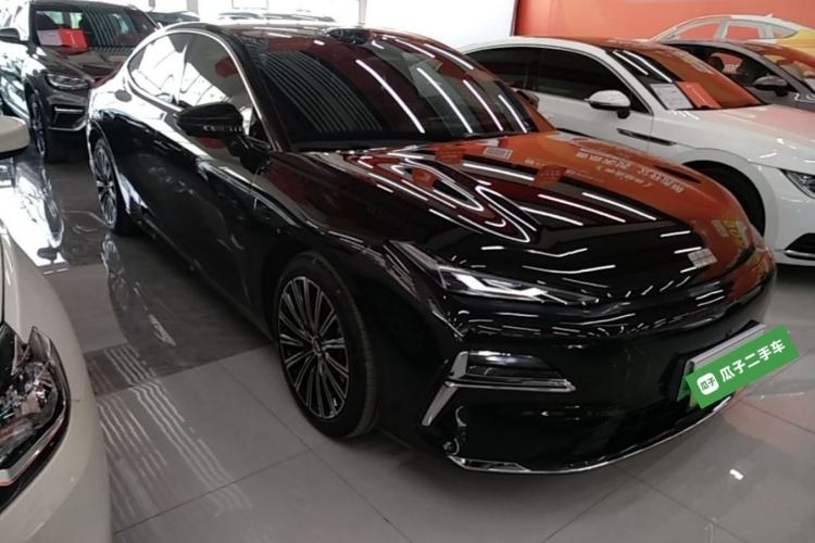 Used Geely Galaxy 8 2025 130km EM-P Starship Edition Exterior 1