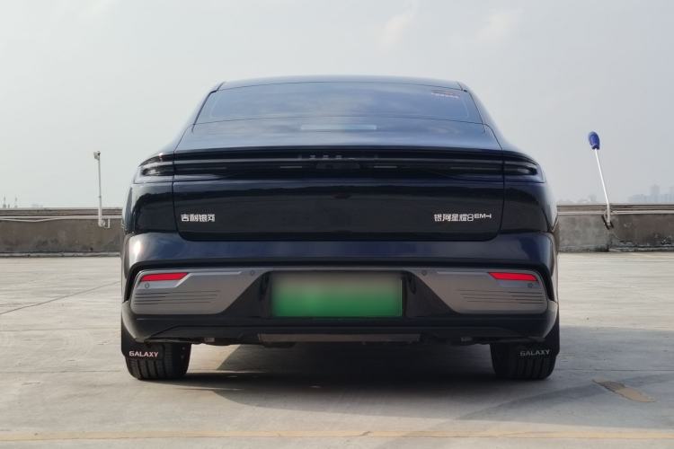 Used Geely Galaxy 8 2025 130km EM-i Deluxe Edition Exterior 2