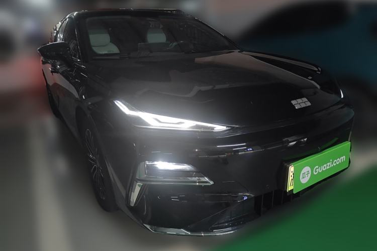 Used Geely Galaxy 8 2025 130km EM-i Deluxe Edition Exterior 2
