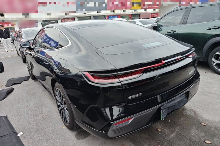 Used Geely Galaxy 8 2025 130km EM-P Starship Edition Exterior 2
