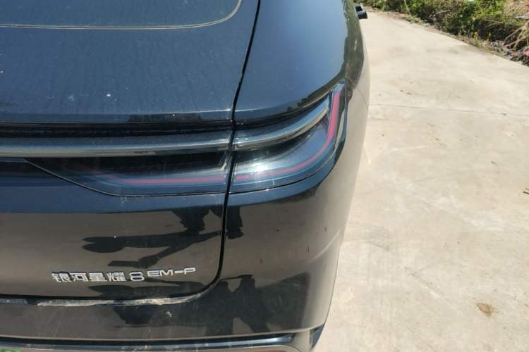 Used Geely Galaxy 8 2025 130km EM-P Starship Edition Exterior 3