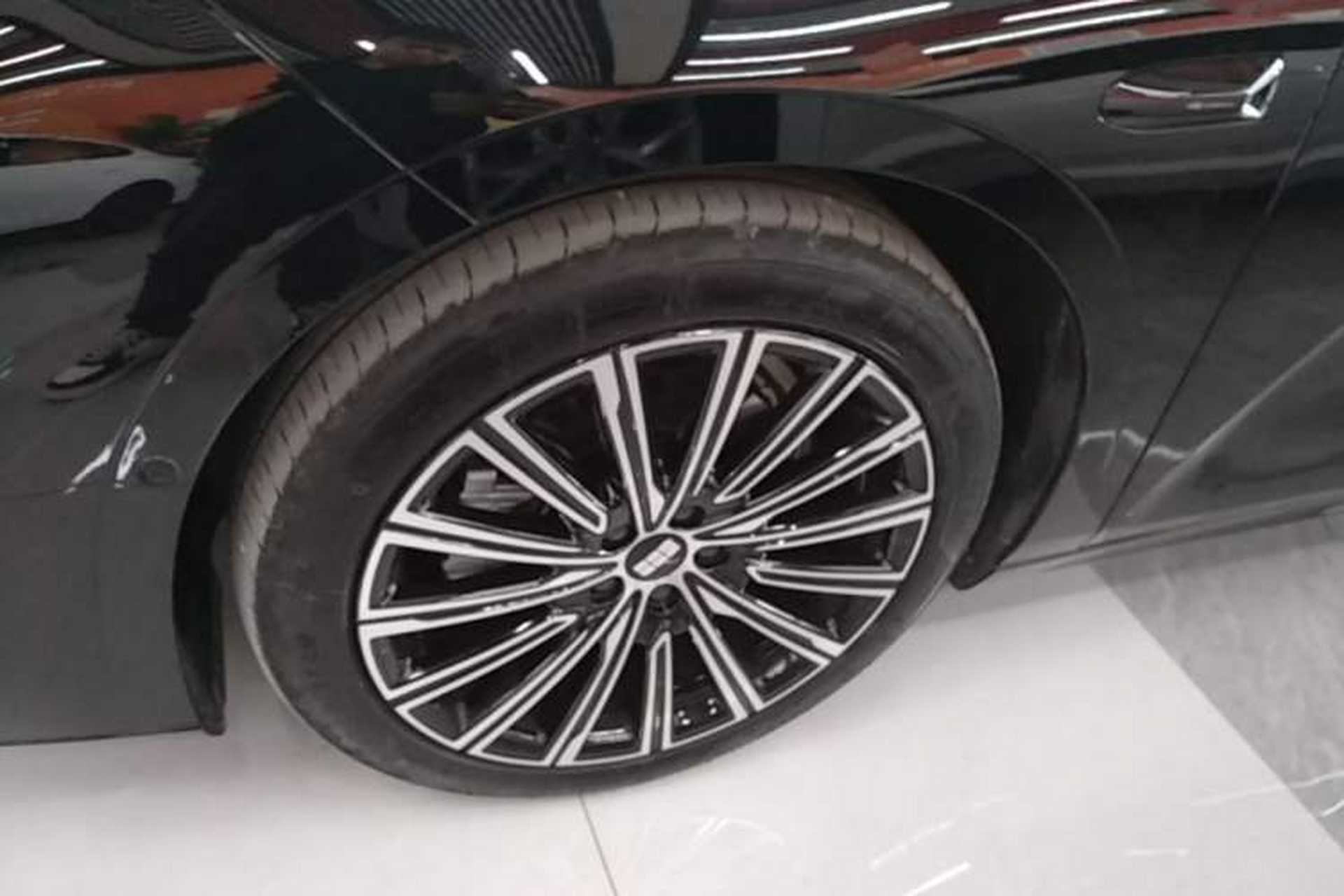 Used Geely Galaxy 8 2025 130km EM-P Starship Edition Exterior 4