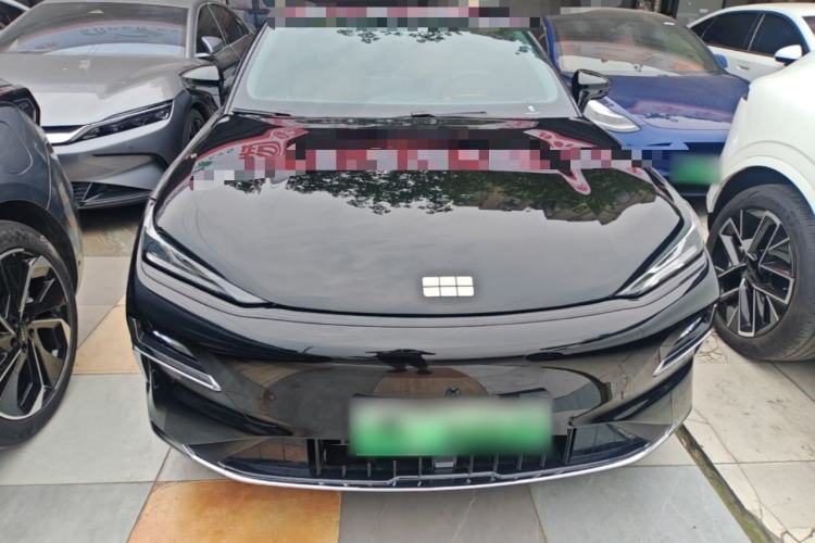 Used Geely Galaxy 8 2025 130km EM-i Deluxe Edition Front