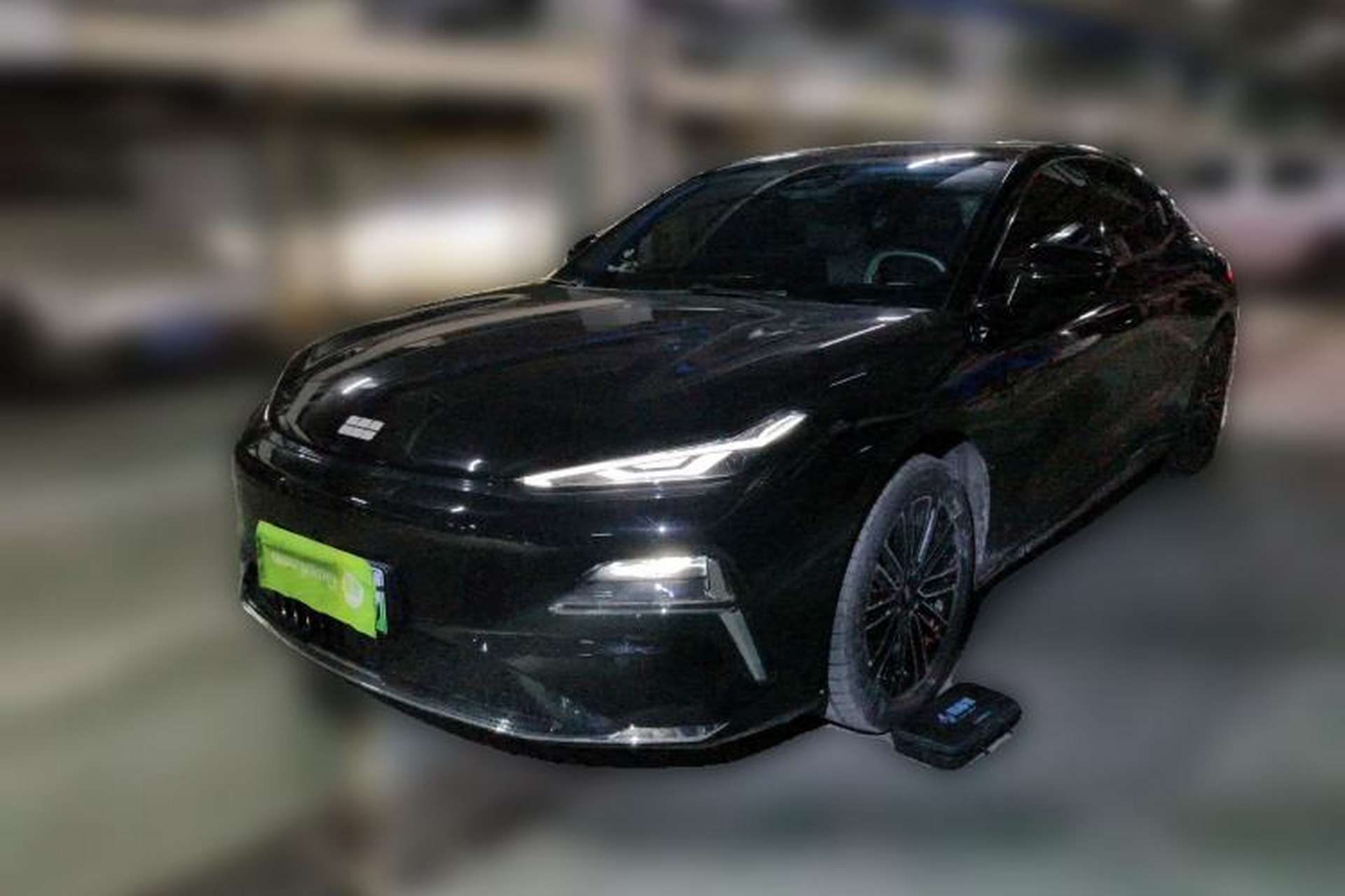 Used Geely Galaxy 8 2025 130km EM-i Deluxe Edition Front Left 45 Deg