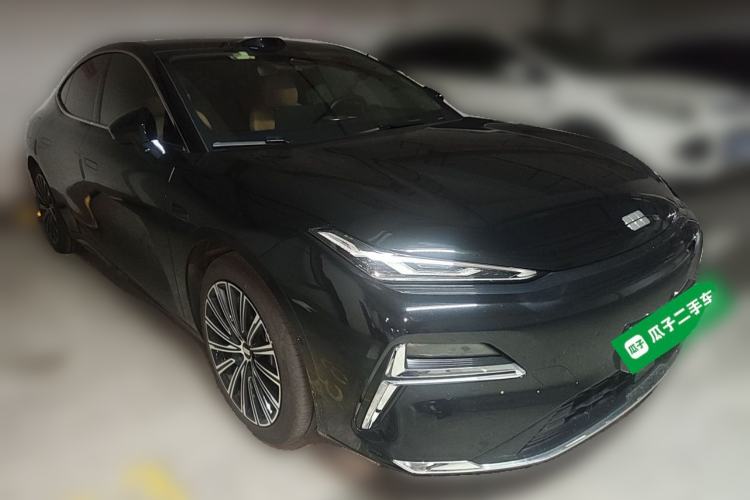 Used Geely Galaxy 8 2025 130km EM-P Starship Edition Front Right 45 Deg