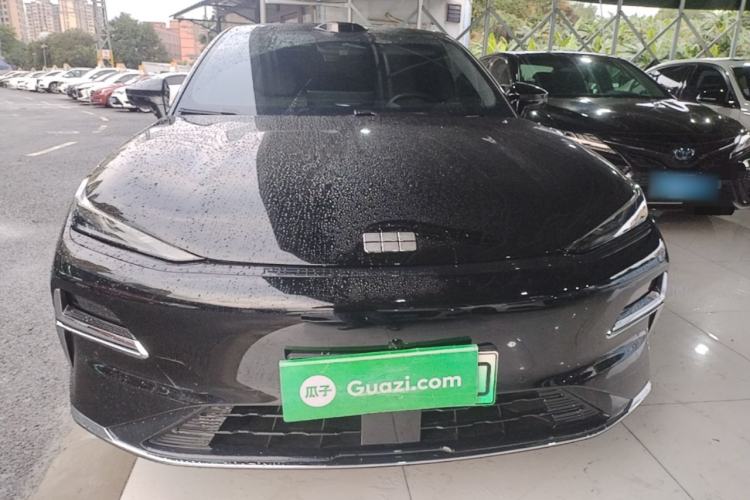 Used Geely Galaxy 8 2025 130km EM-P Starship Edition Front