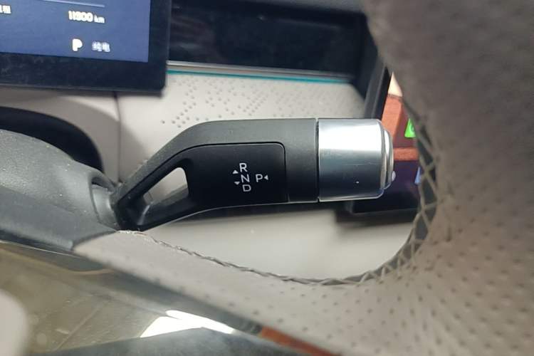 Used Geely Galaxy 8 2025 130km EM-P Starship Edition Gear Lever