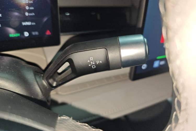 Used Geely Galaxy 8 2025 130km EM-i Deluxe Edition Gear Lever
