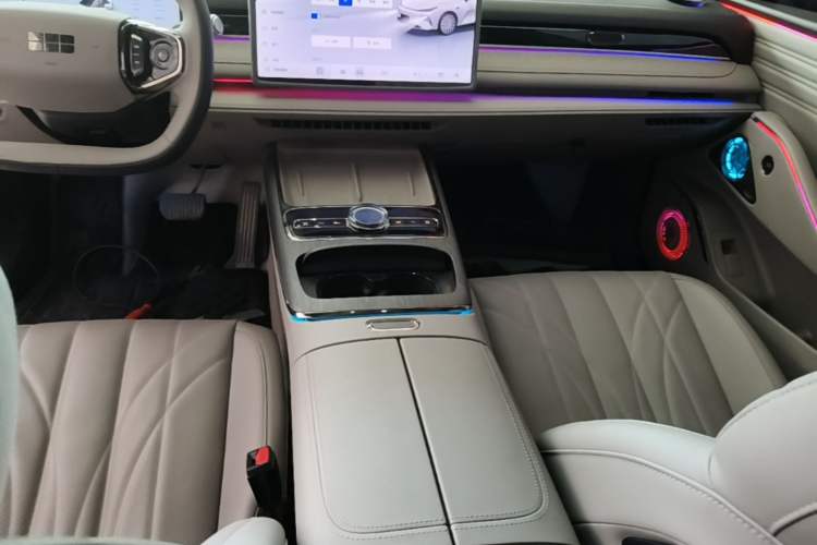 Used Geely Galaxy 8 2025 130km EM-P Starship Edition Gear Lever