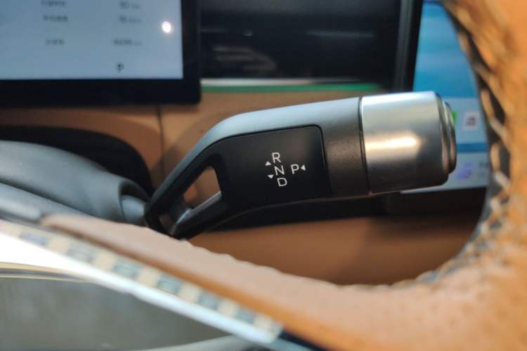 Used Geely Galaxy 8 2025 130km EM-P Starship Edition Gear Lever