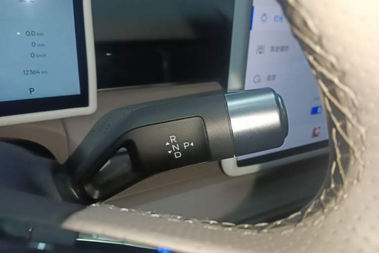 Used Geely Galaxy 8 2025 130km EM-P Exploration Edition Gear Lever