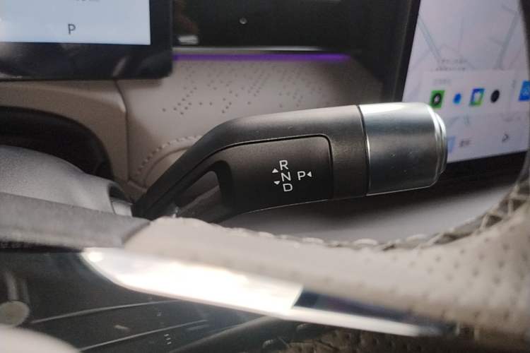 Used Geely Galaxy 8 2025 130km EM-P Starship Edition Gear Lever