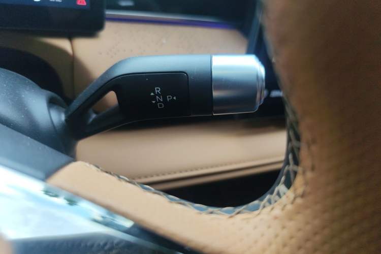 Used Geely Galaxy 8 2025 130km EM-i Deluxe Edition Gear Lever