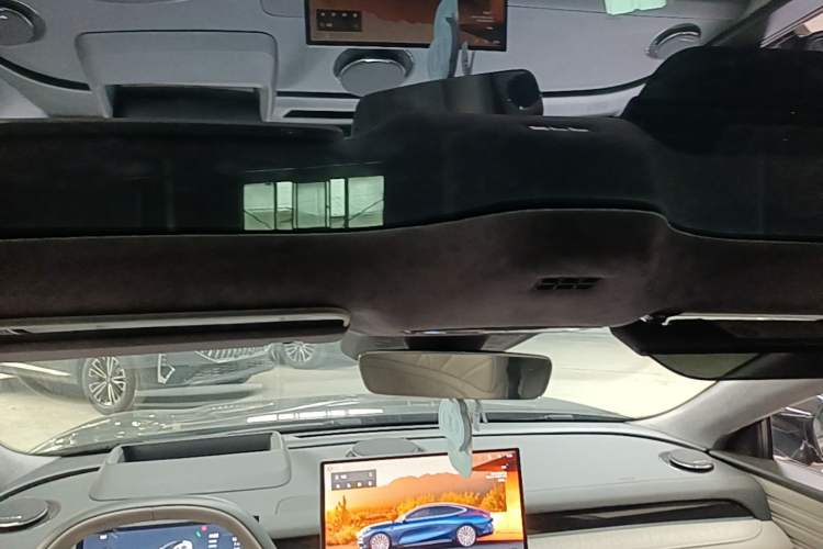 Used Geely Galaxy 8 2025 130km EM-P Starship Edition Headliner