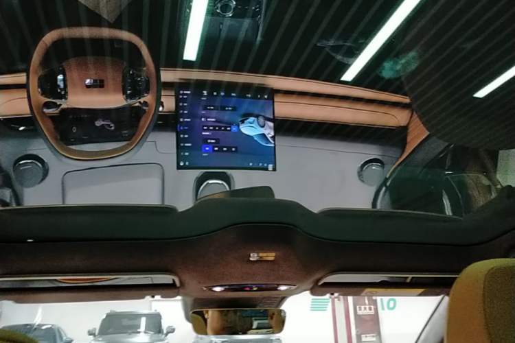 Used Geely Galaxy 8 2025 130km EM-P Starship Edition Headliner