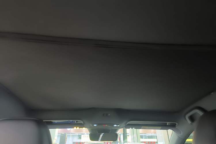 Used Geely Galaxy 8 2025 130km EM-i Deluxe Edition Headliner