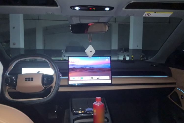 Used Geely Galaxy 8 2025 130km EM-i Deluxe Edition Headliner