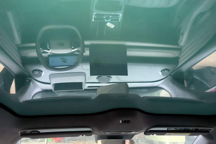 Used Geely Galaxy 8 2025 130km EM-P Starship Edition Headliner