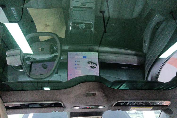Used Geely Galaxy 8 2025 130km EM-P Starship Edition Headliner