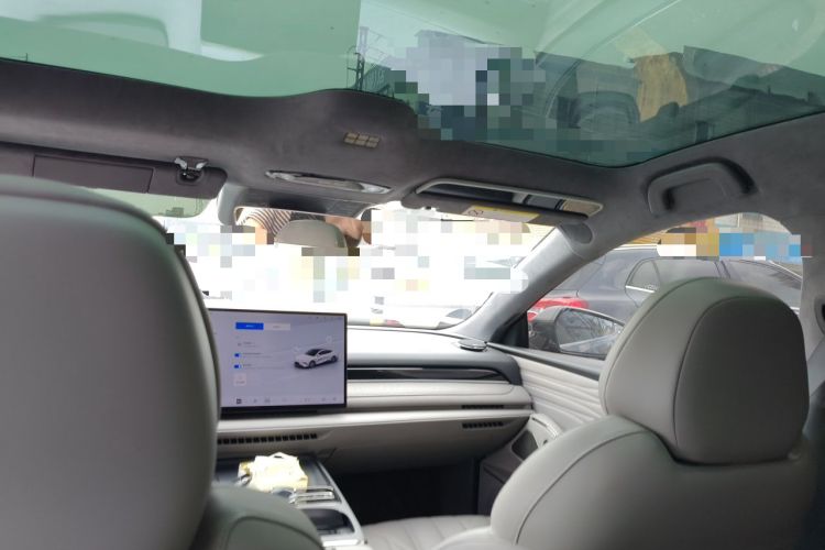 Used Geely Galaxy 8 2025 130km EM-P Starship Edition Headliner