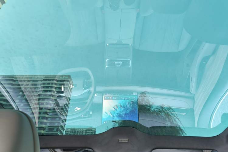 Used Geely Galaxy 8 2025 130km EM-i Flagship Edition Headliner