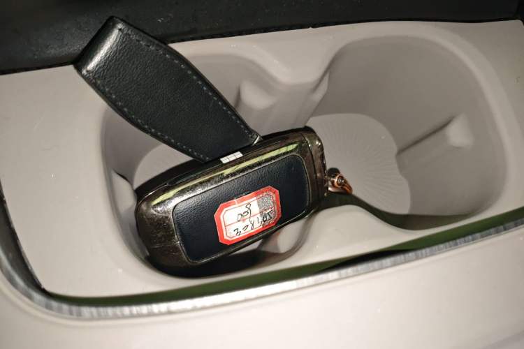Used Geely Galaxy 8 2025 130km EM-i Deluxe Edition Interior 1
