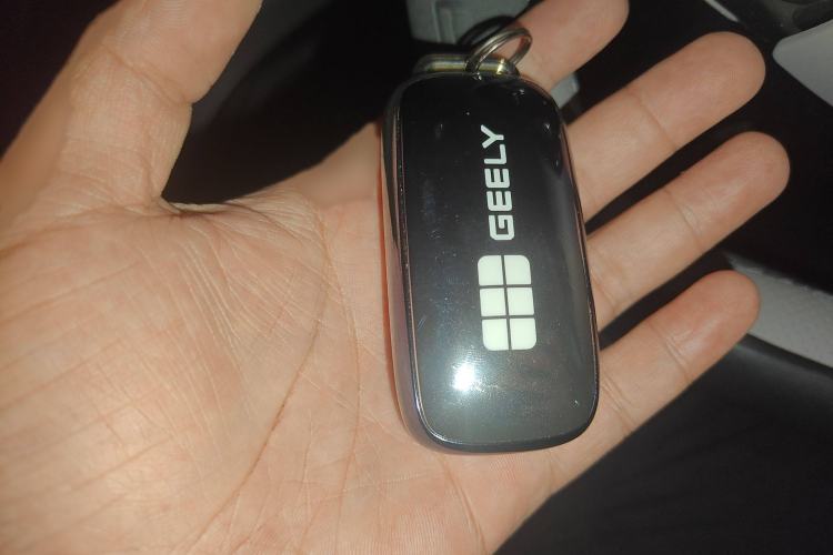 Used Geely Galaxy 8 2025 130km EM-i Deluxe Edition Interior 1